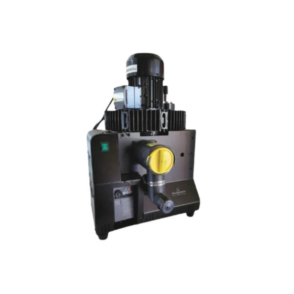 B900